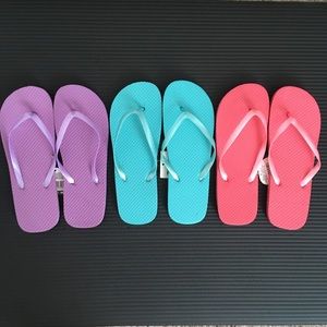 3 Pairs of Flip Flops